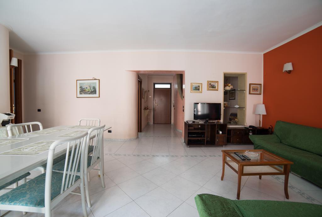 La Casa Di Rosa Apartment Matera Bagian luar foto