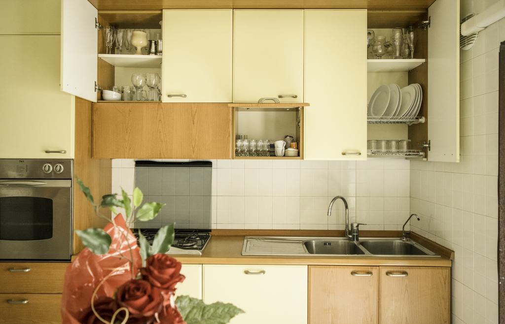 La Casa Di Rosa Apartment Matera Bagian luar foto